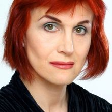 Adèle Anderson Joins UK and Ireland Tour of PRISCILLA QUEEN OF THE DESERT