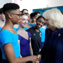 Her Majesty The Queen Retains Patrongage Of Elmhurst Ballet School