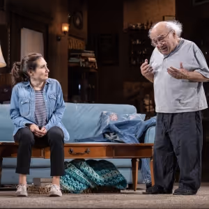 Photos: First Look At Danny DeVito and Cast In I NEED THAT On Broadway