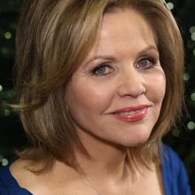 Renée Fleming To Headline The Rhode Island Philharmonic Orchestra & Music School 20