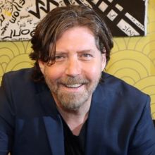 Photos: James Barbour Celebrates The Holidays At Birdland Jazz