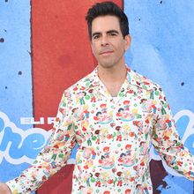 Photos: ICE CREAM MAN Opens Nationwide, Celebrates Bloody Red Carpet Premiere