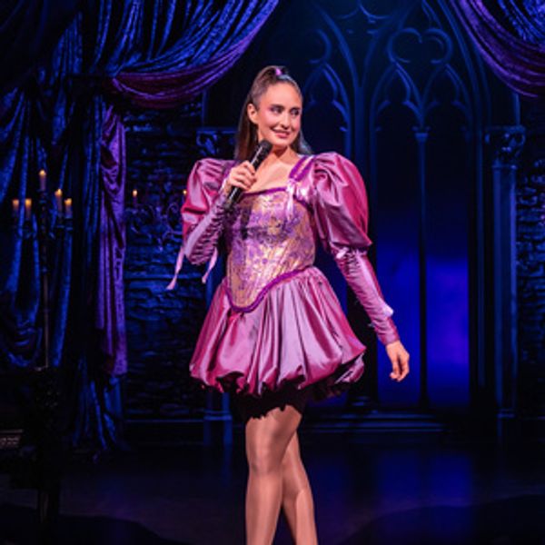 Review Roundup: Cat Cohen's BROAD STROKES Opens Off-Broadway Photo