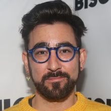 Max Mendoza Crumm Builds New Puppet Musical World With Launch of THE COSMIC CLUBHOUSE