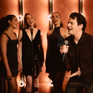 Photos: Jonathan Groff, Gracie Lawrence & Erika Henningsen Perform for JUST IN…
