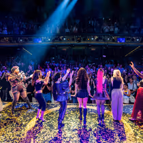Photos: SIX OG West End Queens Join Broadway Queens