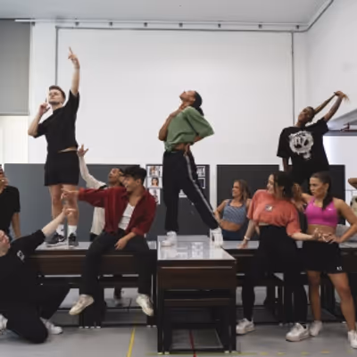 Photos: Inside Rehearsal For the UK and Ireland Tour of EVERYBODY'S TALKING ABOUT JAMIE