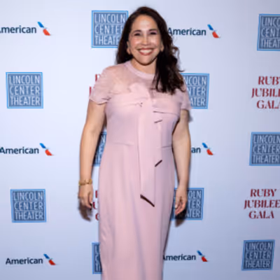 Andréa Burns to Star in Joan Baez Tribute DIAMONDS AND RUST at 92NY