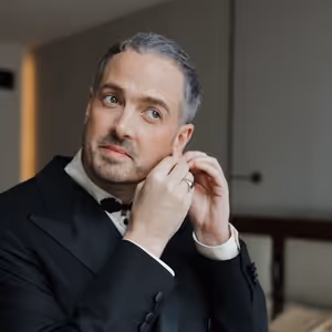Exclusive: Get Ready for Tonys Night with 2026 Nominee Tim Jackson