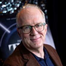 Tracy Letts Shares Update on James Taylor Musical FIRE & RAIN