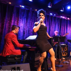 Marti Cummings to Make Joes Pub Solo Concert Debut in DRUGS, DRAG, AND DIVORCE