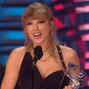Photos: Inside the MTV VMAs With Taylor Swift, Nicki Minaj, Reneé Rapp & More