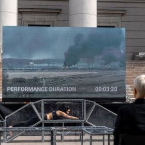 Powerful Performance In Vilnius Calls To Open NATO Doors For Ukraine