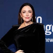 Listen: Desi Oakley Releases New Holiday Single 'Christmas On The Coast'