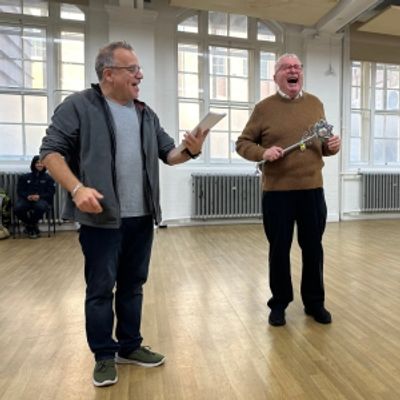 Photos: Inside Rehearsal For SNOW WHITE AND THE SEVEN DWARFS at Southampton's Mayflower Theatre; Full Cast Revealed!