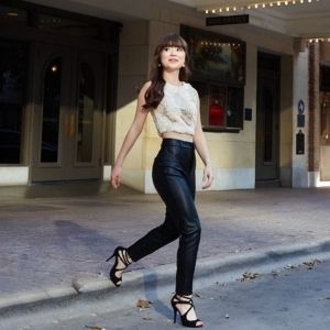 Anna Zavelson Makes 54 Below Solo Debut in May