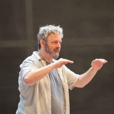 Photos: Michael Sheen and More in Rehearsal For NYE at the National Theatre