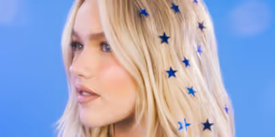 Freya Skye Sets New 'Stars Align' Tour Dates Across Australia, Europe, the U.S., and Europ Photo