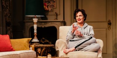 From Broadway to DOWNTON ABBEY: A Look at Elizabeth McGovern's Stage Career Photo