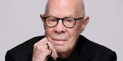 Renowned Choreographer Hans van Manen Dies at 93 Photo