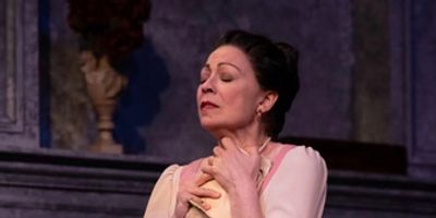 Review: HEDDA GABLER at Kavinoky Theatre Photo