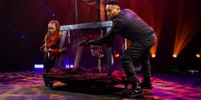 Review: MAJIKA: AFRICA’S GREATEST ILLUSIONISTS Is a Spellbinding and Breathtaking Show o Photo