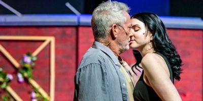 Review: METEOR SHOWER at Desert Ensemble Theatre Photo