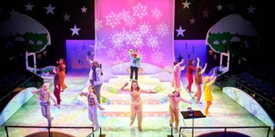Review: PIGEON Gets a World-Premiere Holiday Show at FIRST STAGE Photo