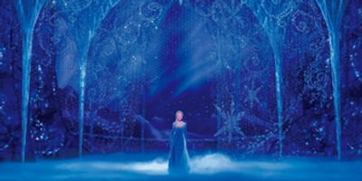 Review: Disney's FROZEN in Tokyo Photo
