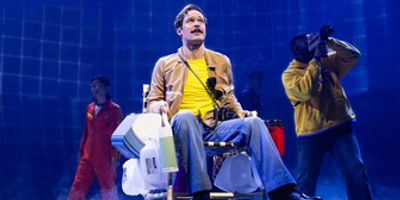 Review Roundup: 42 BALLOONS at Chicago Shakespeare Theater Photo