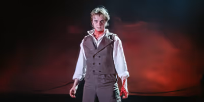 Review: SWEENEY TODD, New Athenaeum Theatre Photo