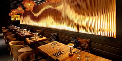 Review: SaiTong Thai-Delicious Food and Elegant Setting for Theatergoers Photo