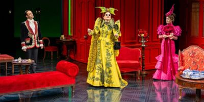 Review: THE IMPORTANCE OF BEING EARNEST at Alley Theatre Photo