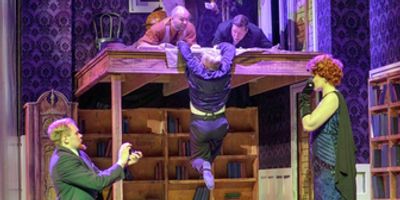 Review: THE PLAY THAT WENT WRONG at The White Theatre Photo