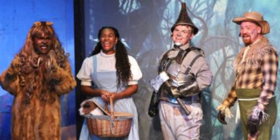 Review: THE WIZARD OF OZ at Murry's Dinner Playhouse Photo