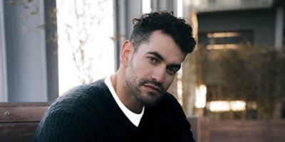 SUMMER HOUSE Star Jesse Solomon Sets Debut Headline Tour Photo