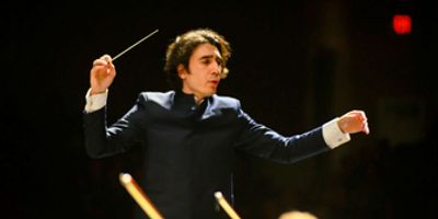 Shah Sadikov Joins The Edmonton Symphony Orchestra As Assistant Conductor & Community Amba Photo