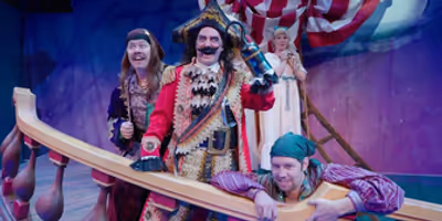 Video: PETER PAN GOES WRONG Regional Premiere at Hale Centre Theatre Photo