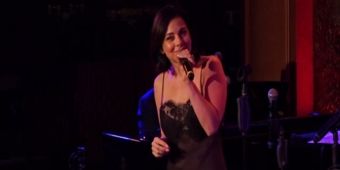 Video: Sehen Sie Krysta Rodriguez, wie sie 'Don't Worry Be Happy' & 'What's Up' singt