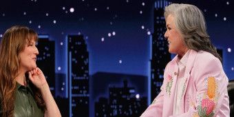 Video: Ana Gasteyer Praat over SCHMIGADOON!, September L. Davis en Meer