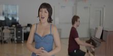 Video: Katerina McCrimmon sjunger 'The Boy Next Door' från The Munys MEET ME IN ST. LOUIS Photo