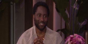 Video: John David Washington habla sobre enfrentar la IA y la tecnología en DISRUPTION