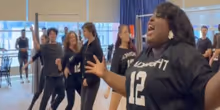 Vidéo : Regardez le casting de MIDNIGHT chanter « Forever » en répétition Photo