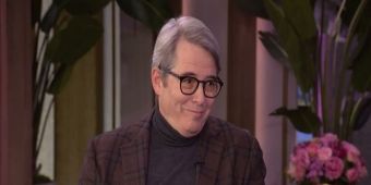 Video: Matthew Broderick gibt Vorschau auf NYTW's TARTUFFE bei LIVE WITH KELLY AND MARK