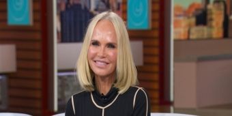 ビデオ：クリスティン・チェノウェス、スティーブン・シュワルツとの『ザ・クイーン・オブ・ヴェルサイユ』再会について語る