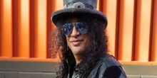 Slash Hará Su Debut en Broadway en THE LOST BOYS Por Una Noche Solo Photo