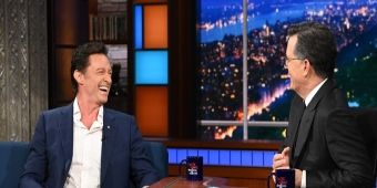 Video: Hugh Jackman erklärt, warum er seine neue Theaterkompanie gegründet hat