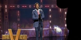 Vidéo : Joshua Henry interprète 'Make Them Hear You' de RAGTIME sur THE VIEW