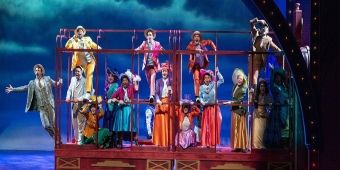 비디오: Olney Theatre Center에서 공연된 뮤지컬 HELLO, DOLLY!의 'Put On Your Sunday Clothes'