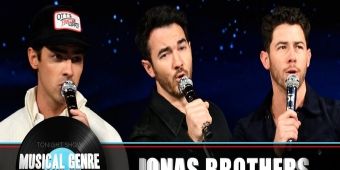 Vídeo: Jonas Brothers Reimaginam 'Ironic' de Alanis Morissette como um Número da Broadway